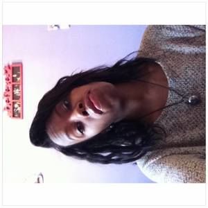 Meet your Posher, Rayna